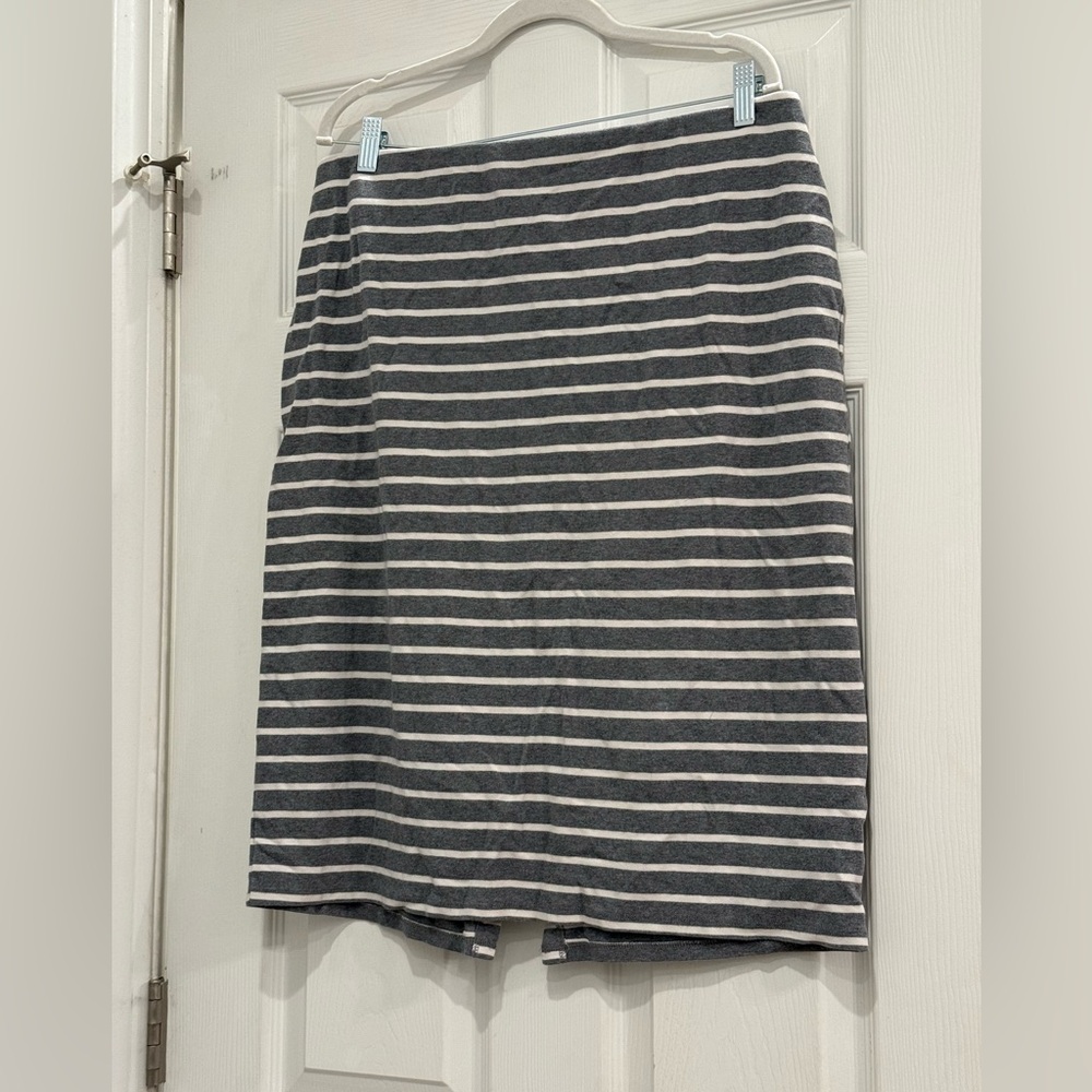 XL thick knit pencil skirt